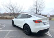 Tesla Y: 3